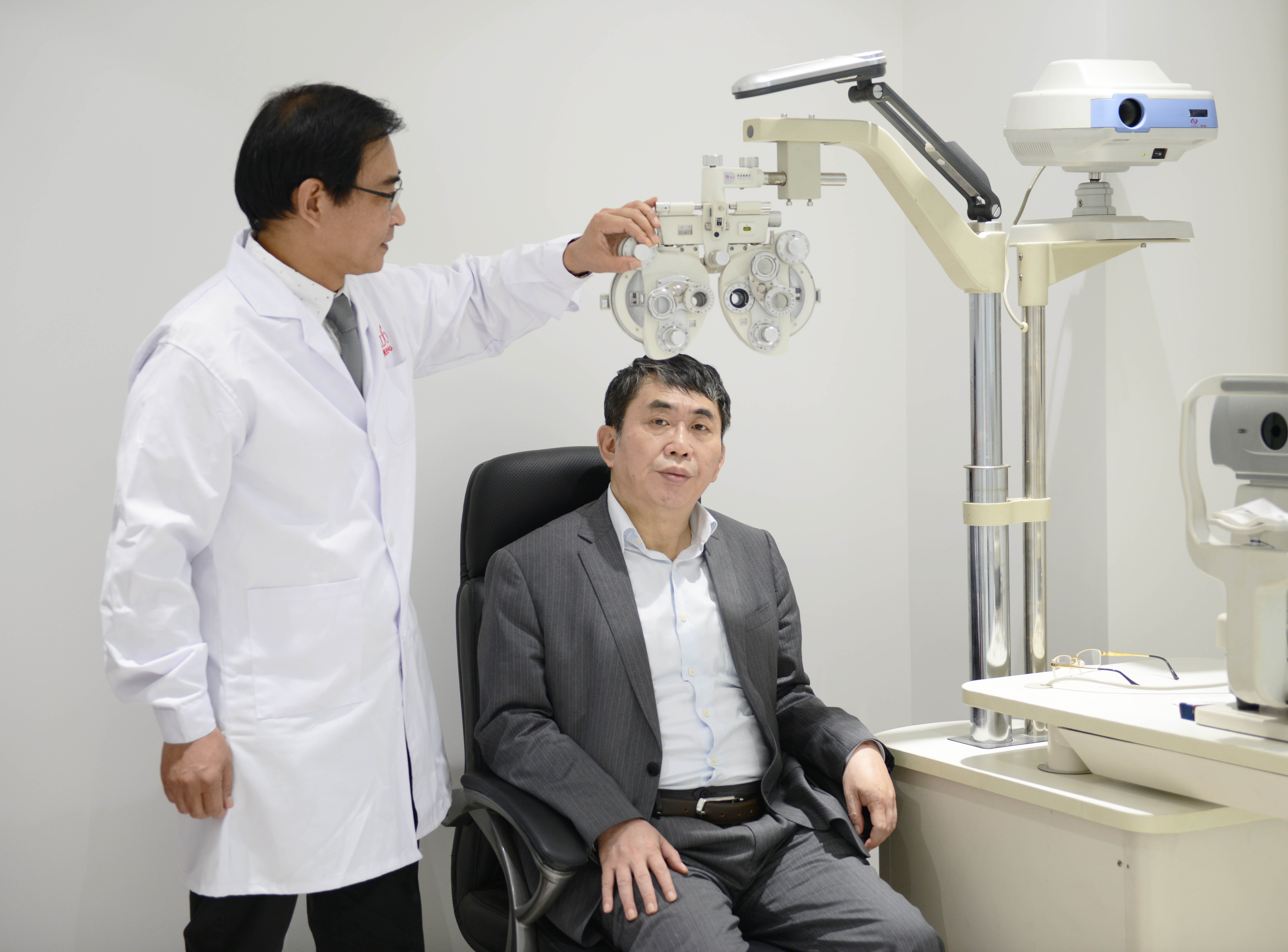 真實案例！多焦鏡為什么要定期到店復檢、調(diào)校？